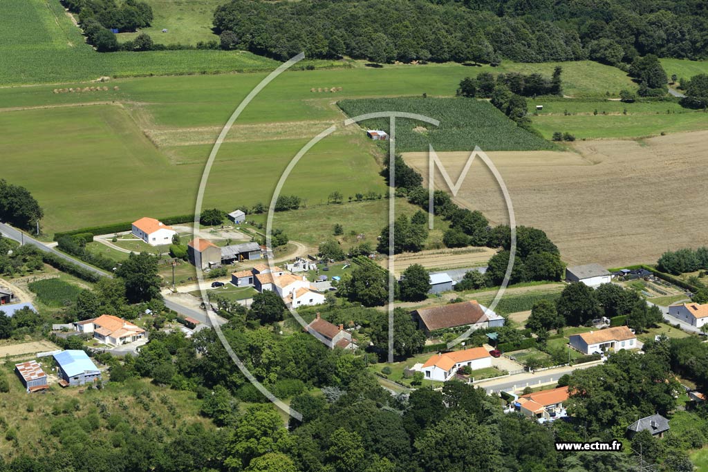 Photo arienne de Saint-tienne-du-Bois