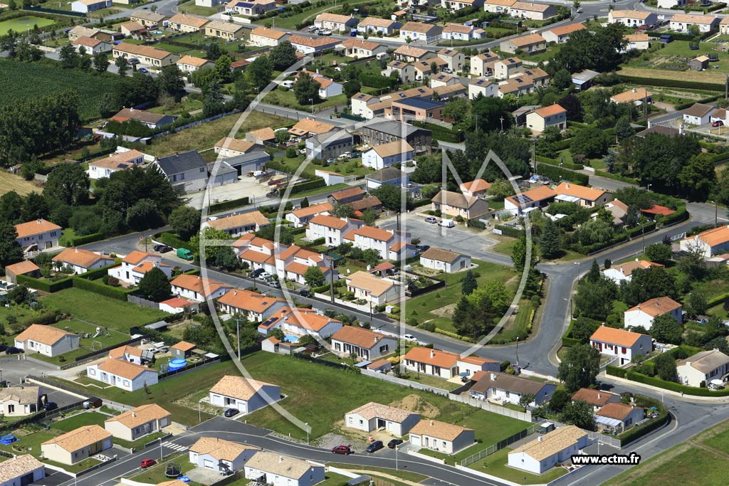 Photo arienne de Saint-tienne-du-Bois