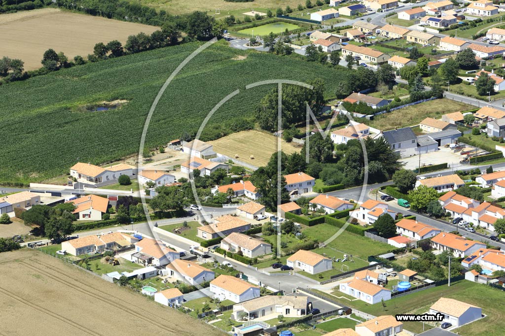Photo arienne de Saint-tienne-du-Bois