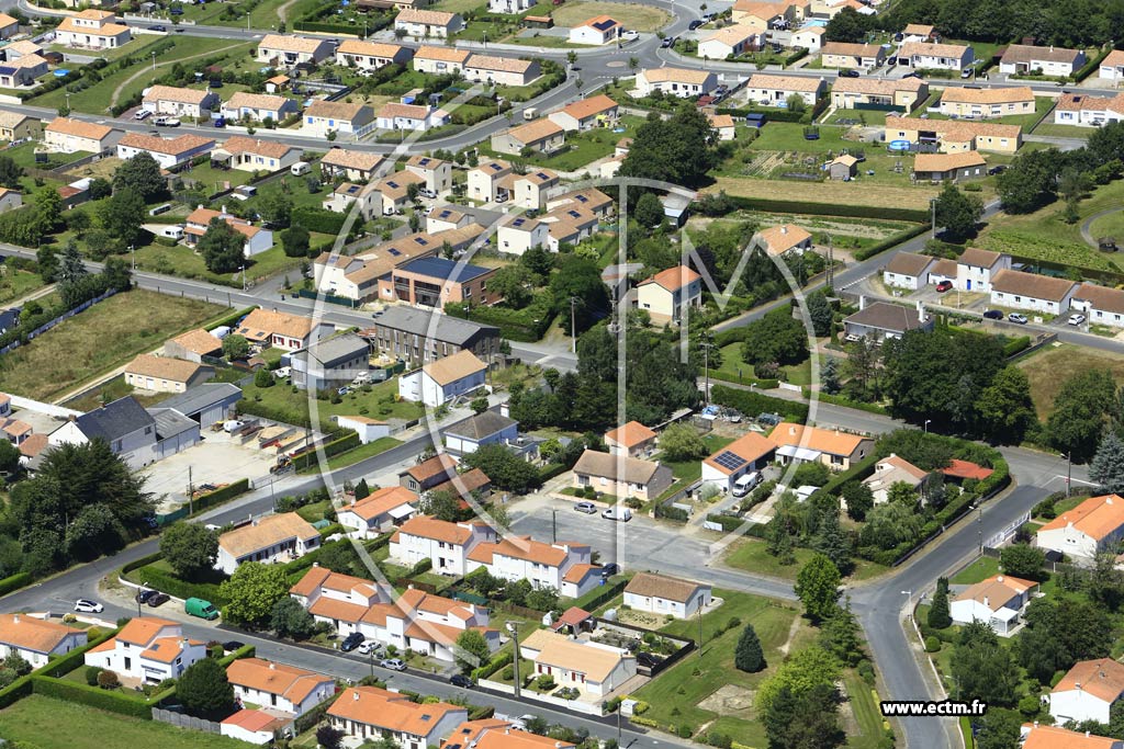 Photo arienne de Saint-tienne-du-Bois