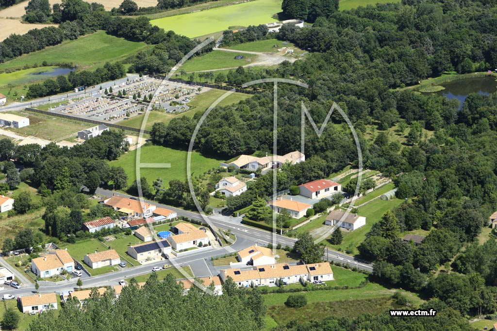 Photo arienne de Saint-Julien-des-Landes