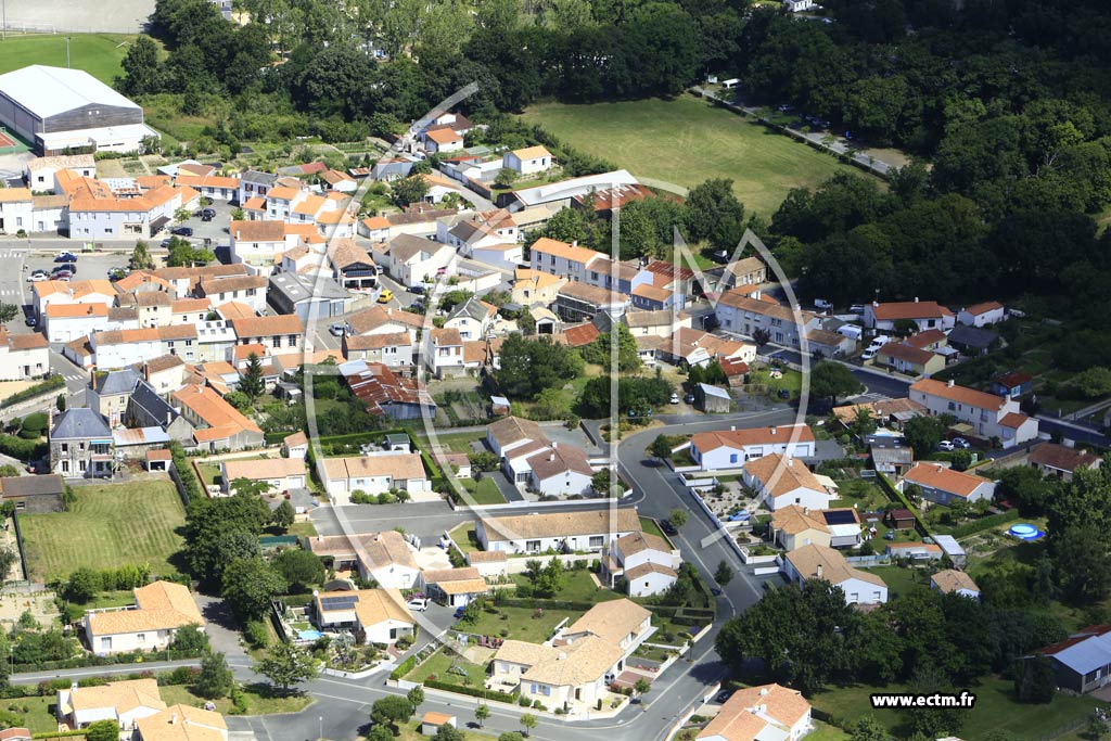 Photo arienne de Saint-Julien-des-Landes