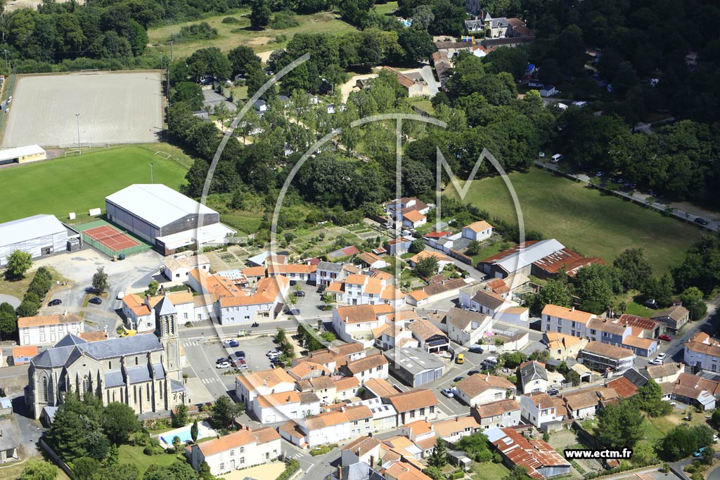 Photo arienne de Saint-Julien-des-Landes