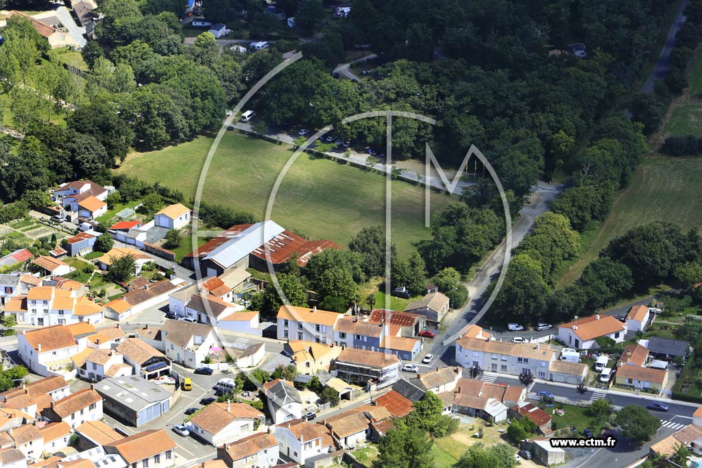 Photo arienne de Saint-Julien-des-Landes