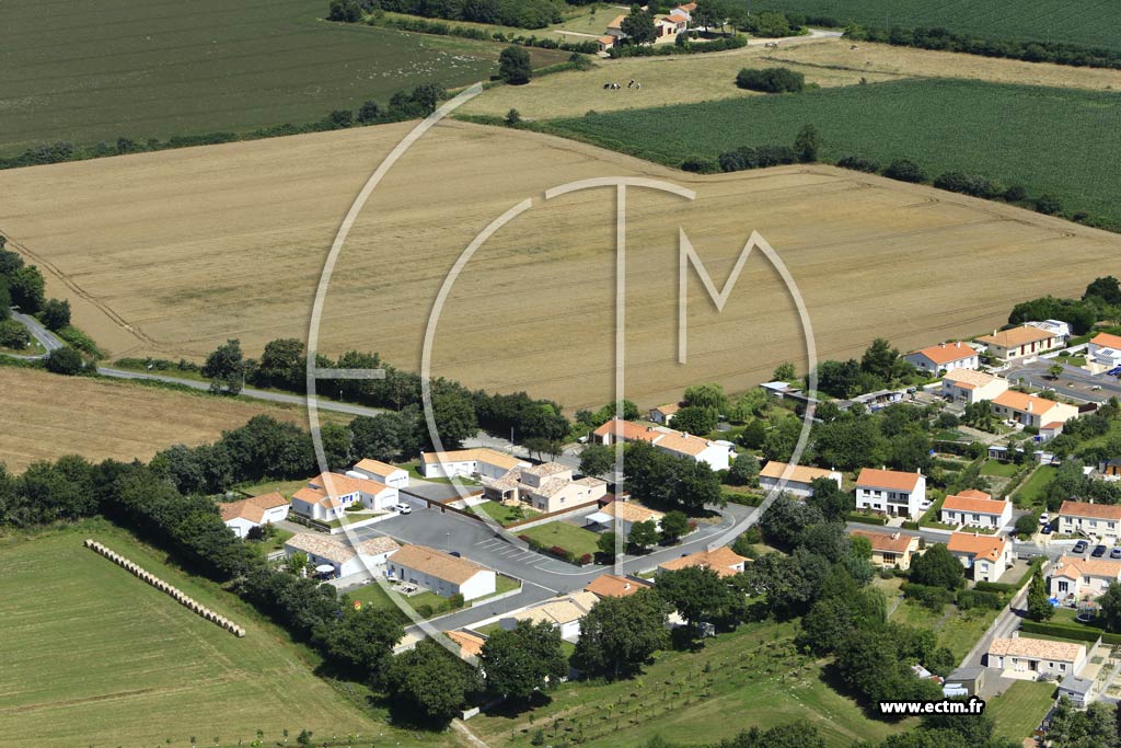 Photo arienne de Saint-Julien-des-Landes