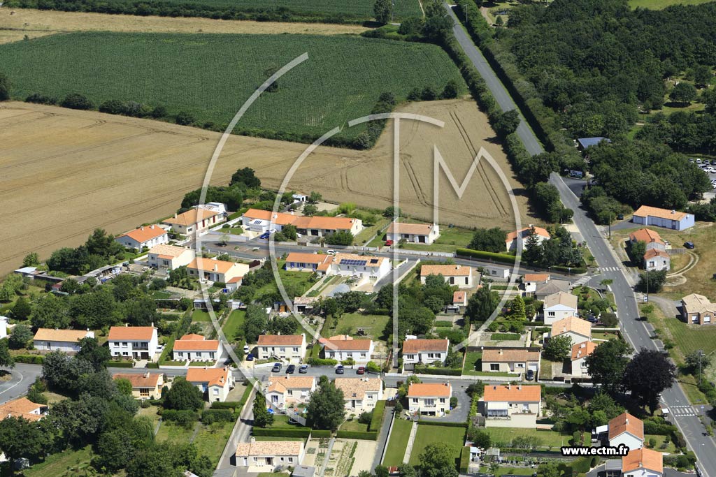 Photo arienne de Saint-Julien-des-Landes