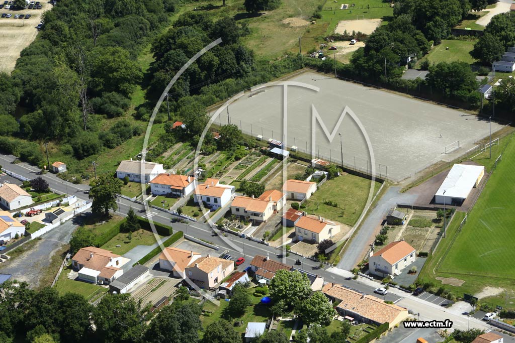 Photo arienne de Saint-Julien-des-Landes