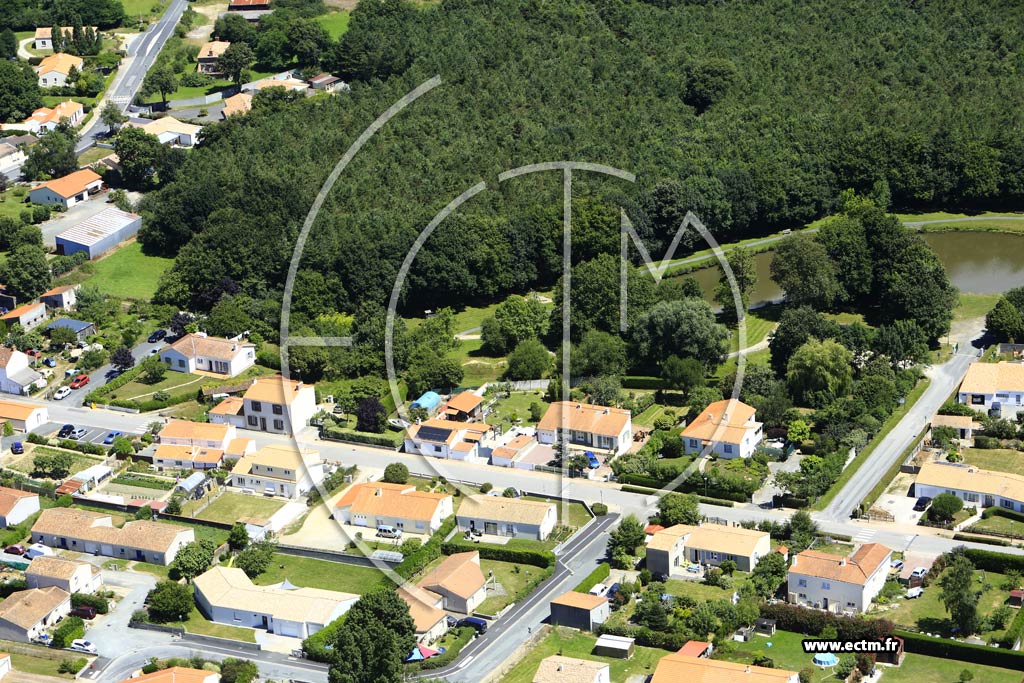 Photo arienne de Saint-Paul-Mont-Penit