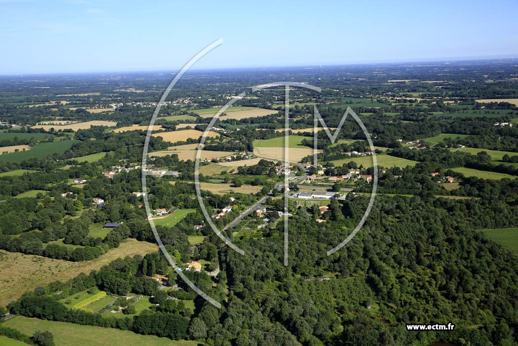 Photo arienne de Sainte-Flaive-des-Loups (l'Aumondire)