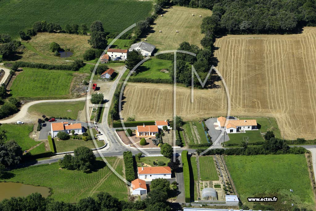 Photo arienne de Paulx (la Robardire)