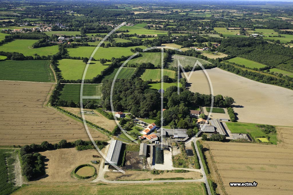 Photo arienne de Saint-Mme-le-Tenu (les Rucheries)