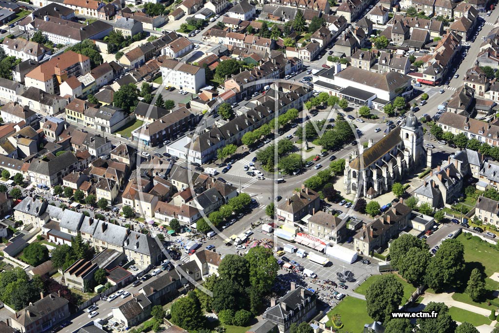 Photo arienne de Arcis-sur-Aube (Centre)