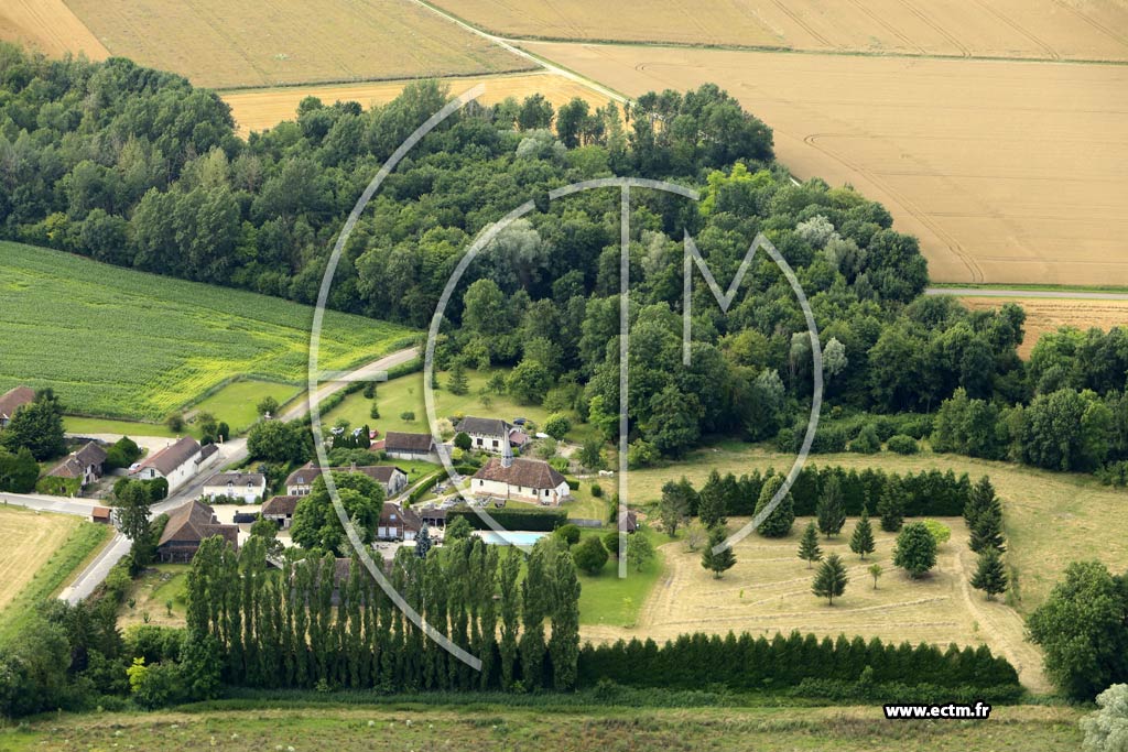 Photo arienne de Piney (Villevoque)