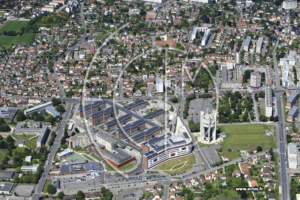 Photo arienne de Troyes (Hpital des Hauts Clos)