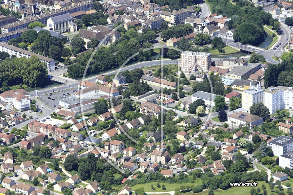 Photo arienne de Troyes (le Point du Jour)