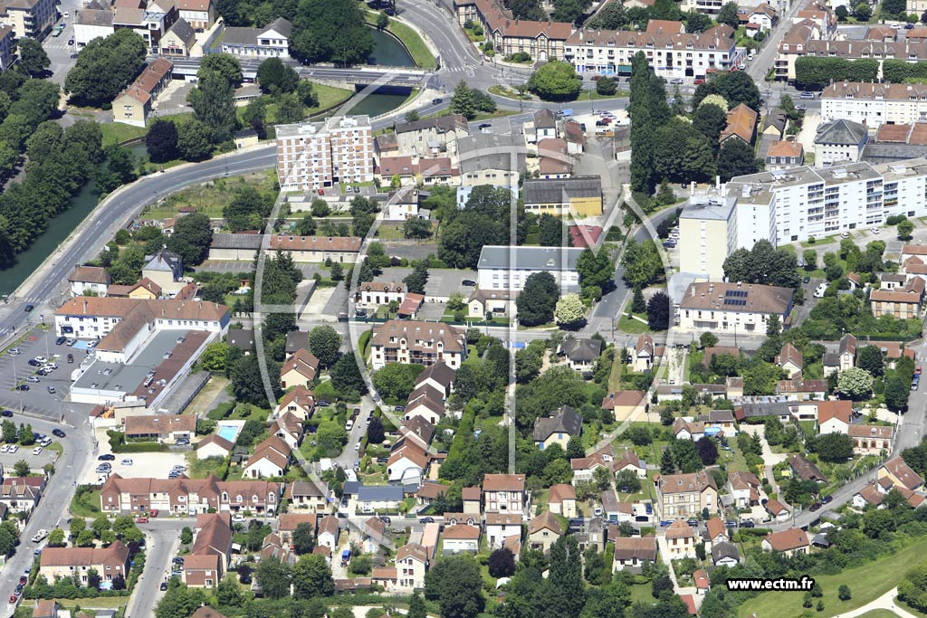 Photo arienne de Troyes (les Charmilles)