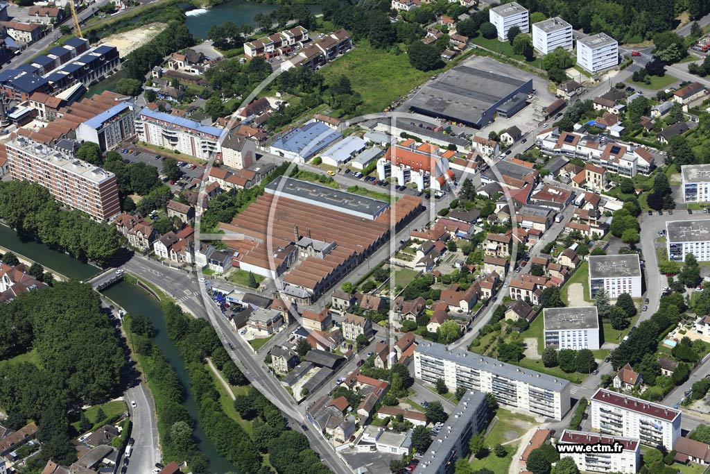 Photo arienne de Troyes (les Tauxelles)