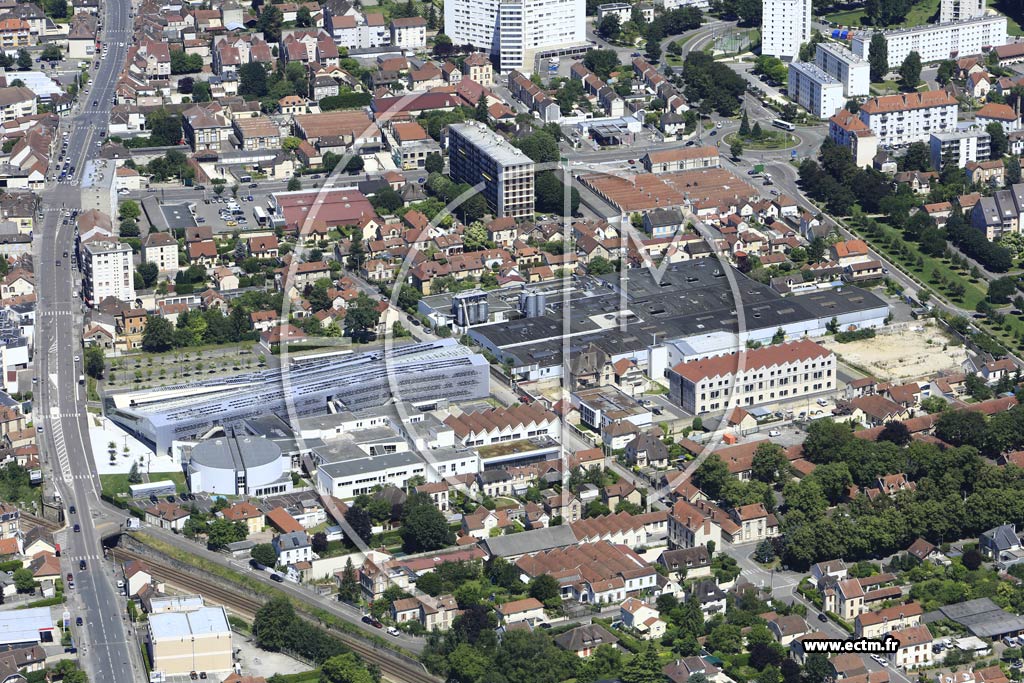 Photo arienne de Troyes (les Trvois)