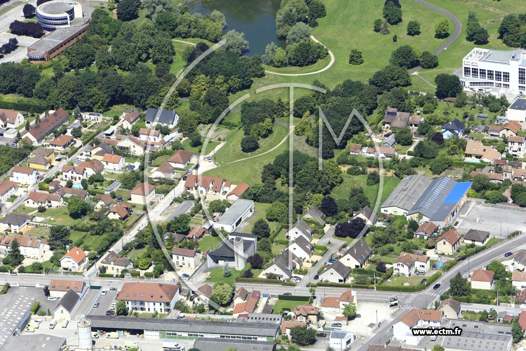 Photo arienne de Troyes (les Vassaules)