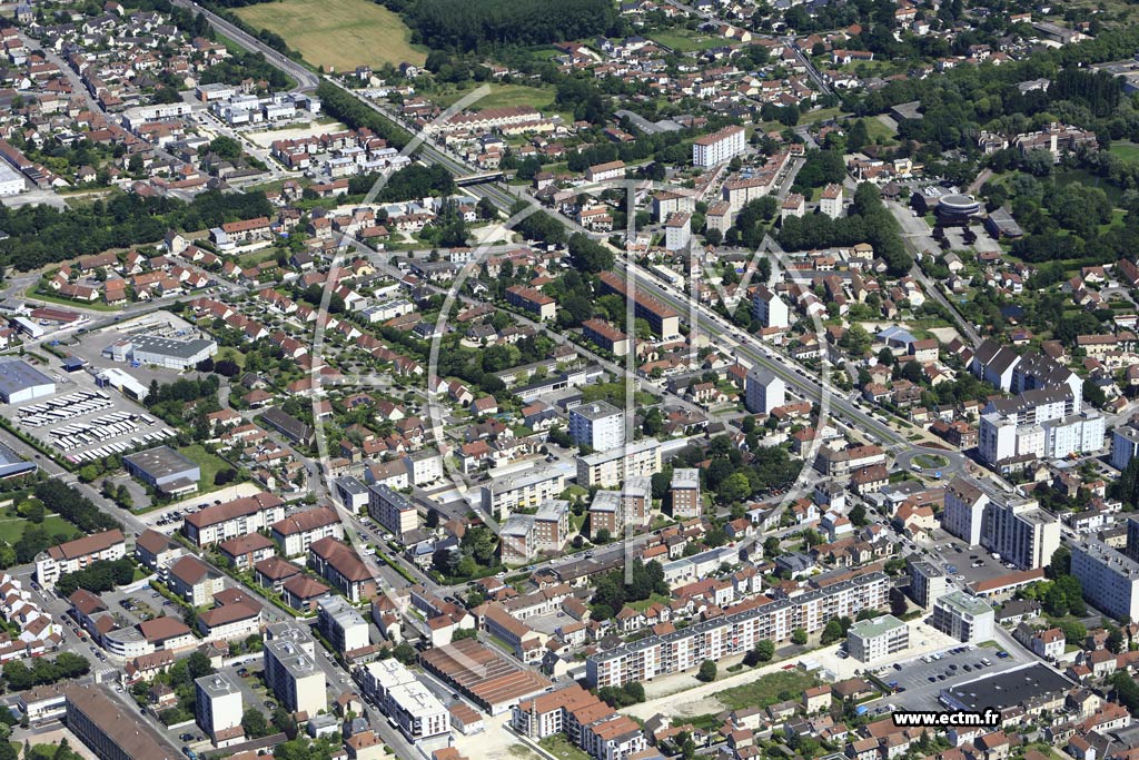 Photo arienne de Troyes (Saint-Martin)