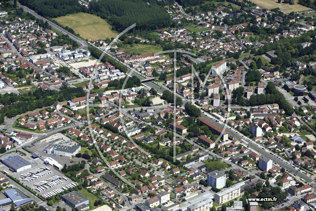 Photo arienne de Troyes (Saint-Martin)