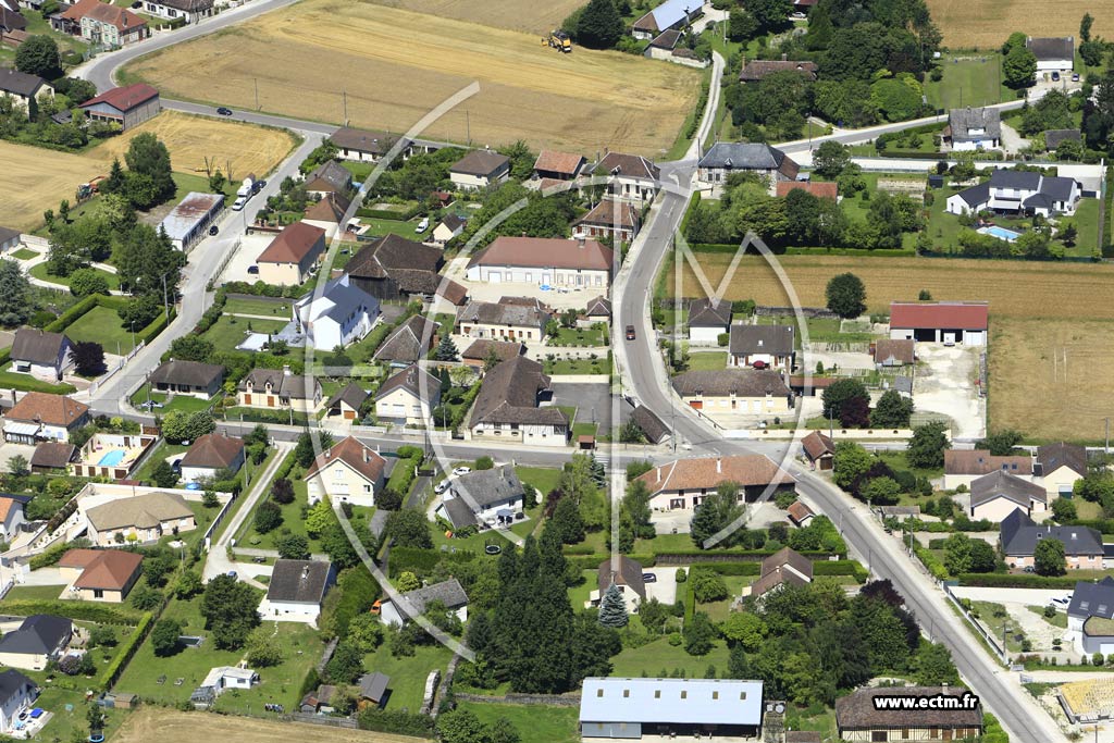 Photo aérienne de Villechétif (Belley)
