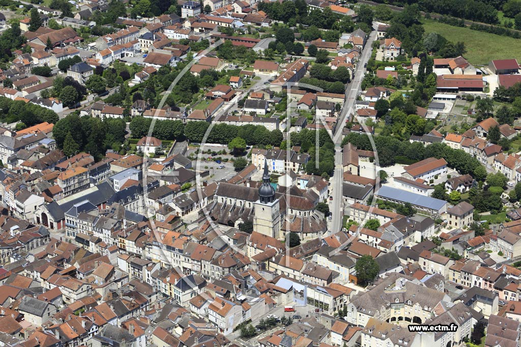 Photo arienne de Bar-sur-Aube (Centre)