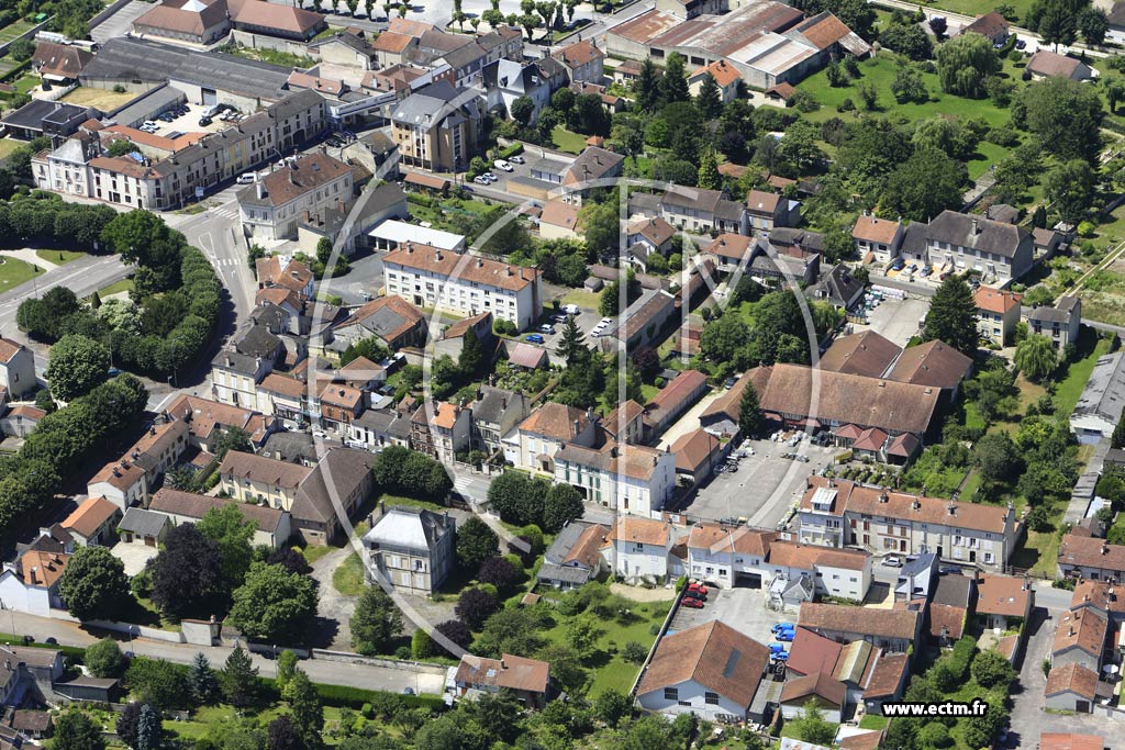 Photo arienne de Bar-sur-Aube (Centre)