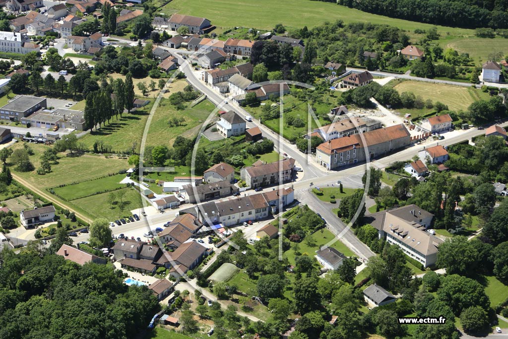 Photo arienne de Colombey-les-Deux-glises