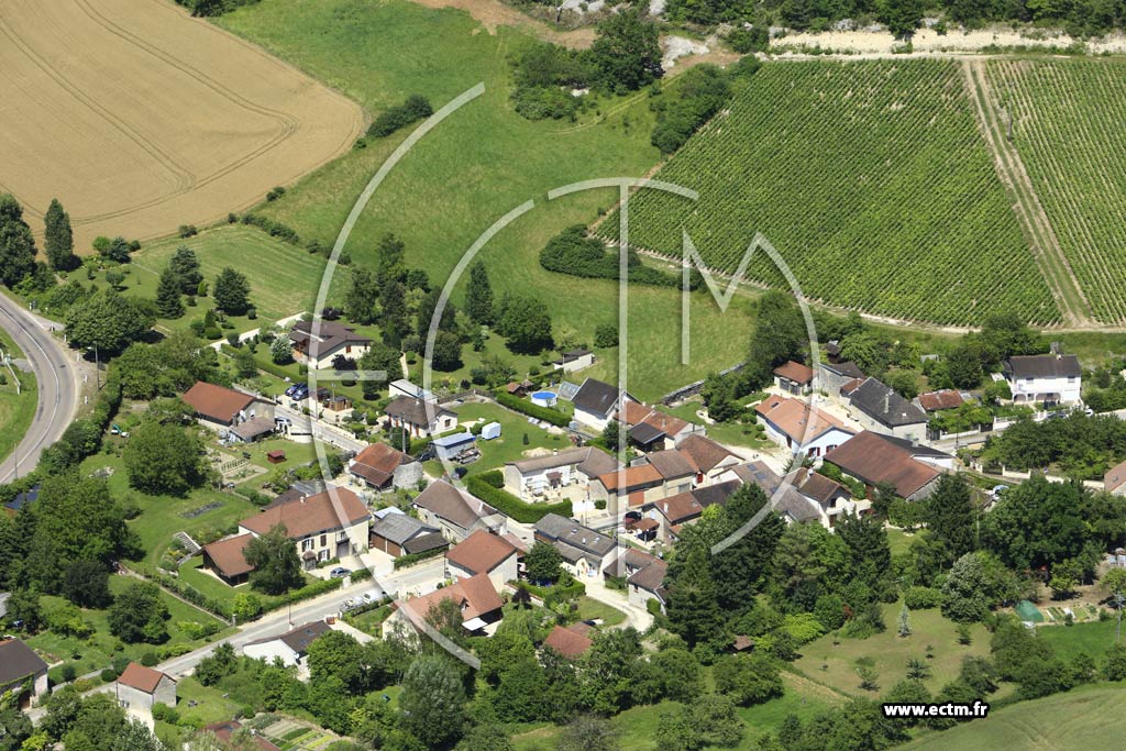 Photo arienne de Couvignon (le Val Perdu)