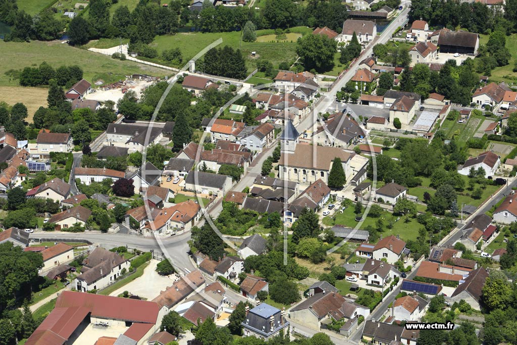 Photo arienne de Longchamp-sur-Aujon