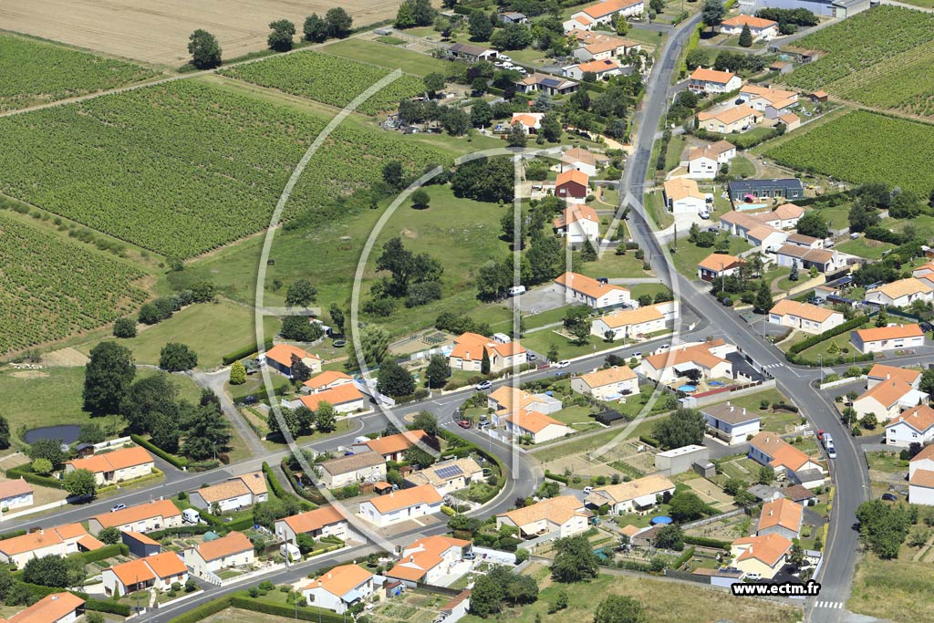 Photo arienne de Saint-Crespin-sur-Moine