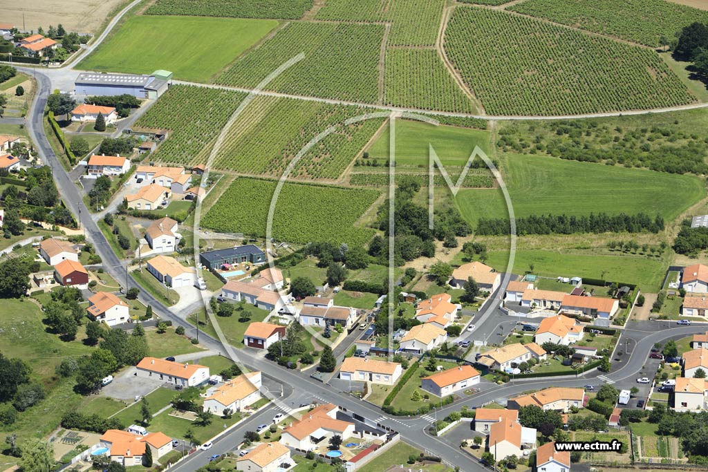 Photo arienne de Saint-Crespin-sur-Moine