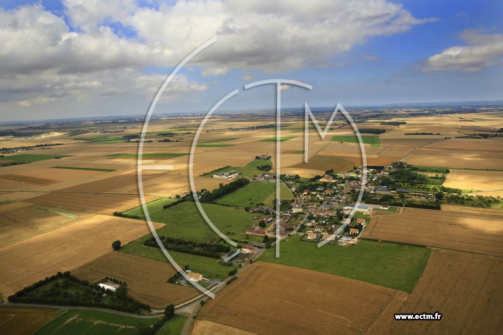 Photo arienne de Estres-la-Campagne