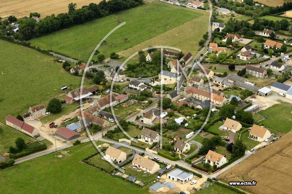 Photo arienne de Estres-la-Campagne