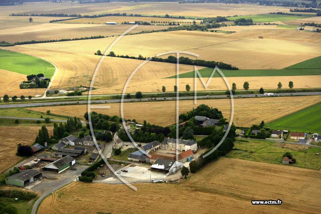 Photo arienne de Estres-la-Campagne (Quesnay)