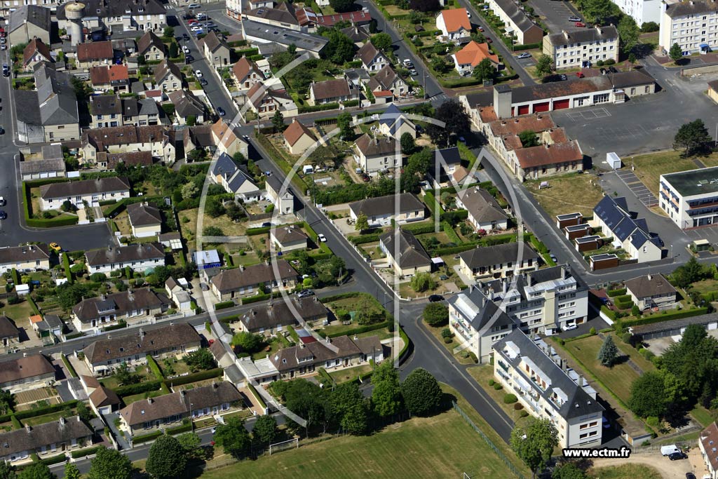 Photo arienne de Falaise (Guibray)