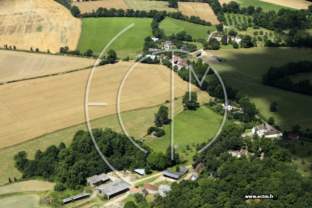 Photo arienne de Fourneaux-le-Val (la Hunaudire - le Bois Groult)