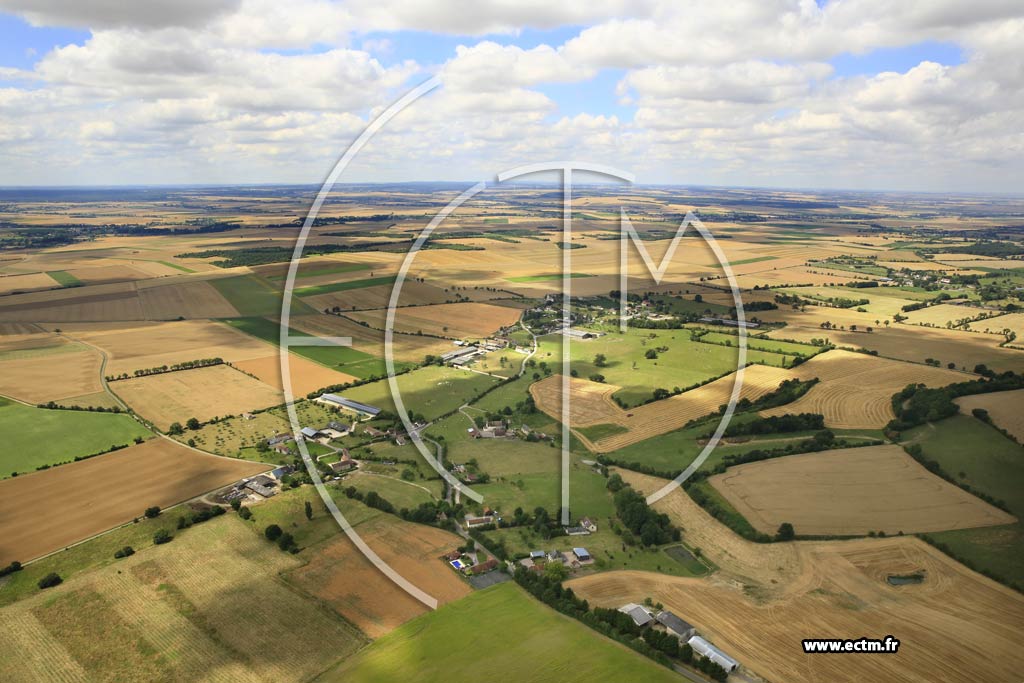 Photo arienne de Les Moutiers-en-Auge