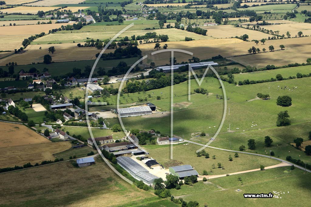 Photo arienne de Les Moutiers-en-Auge