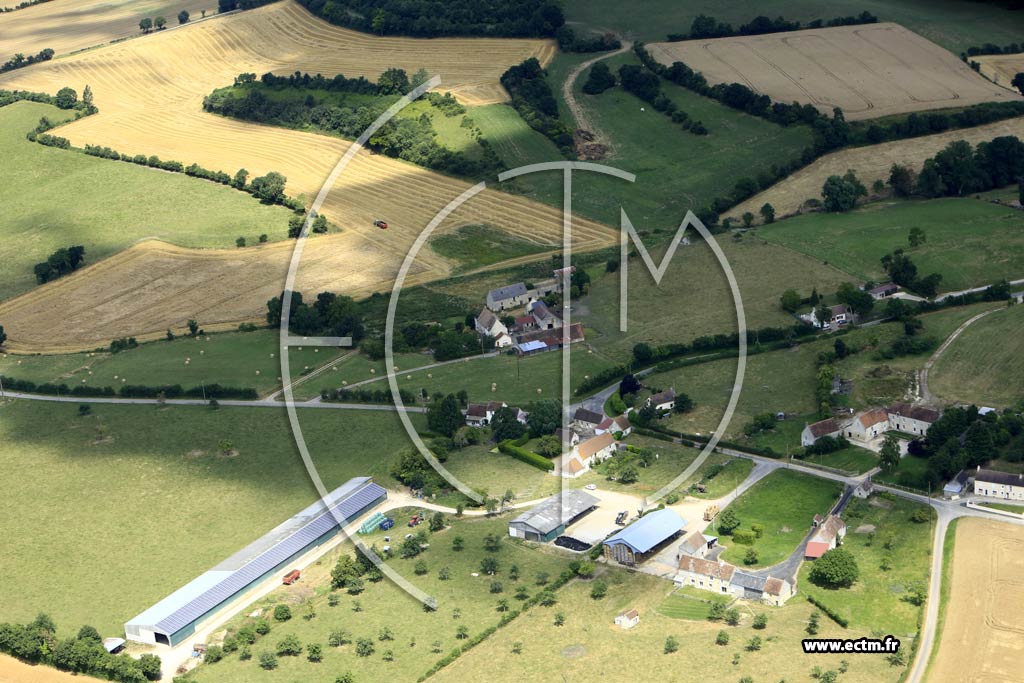 Photo arienne de Les Moutiers-en-Auge