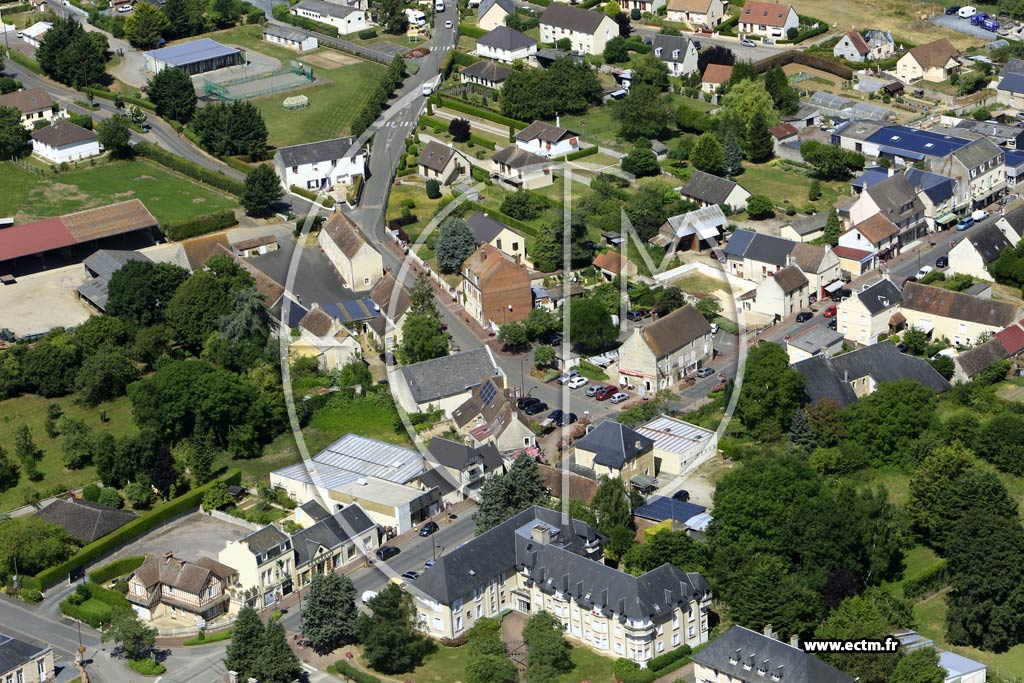 Photo arienne de Potigny (Ouest)