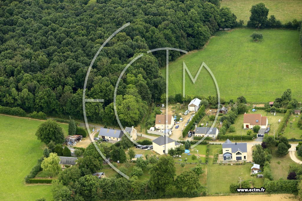 Photo arienne de Tournebu (le Mesnil)