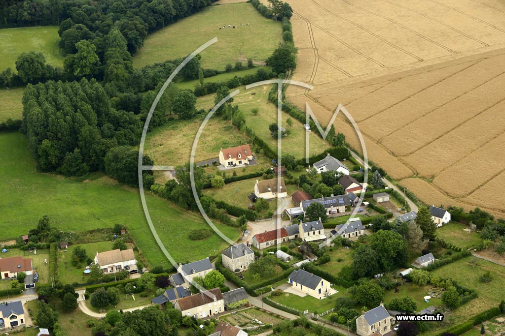 Photo arienne de Tournebu (le Mesnil)