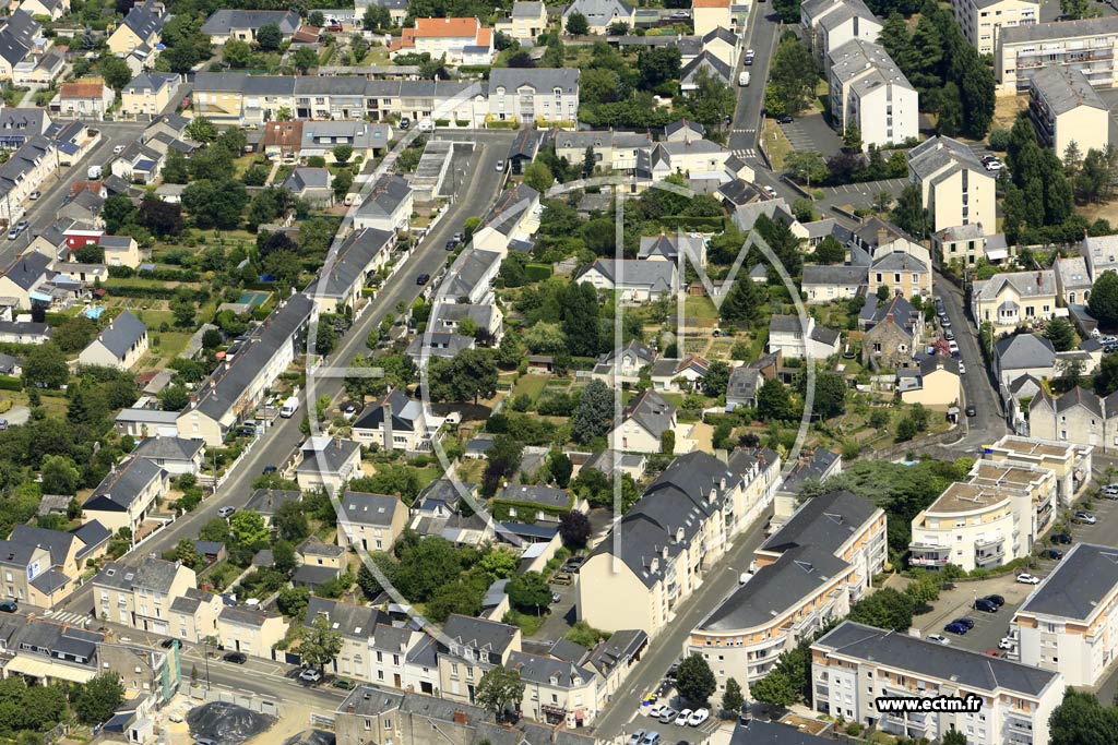 Photo arienne de Angers (Saint-Lazare)