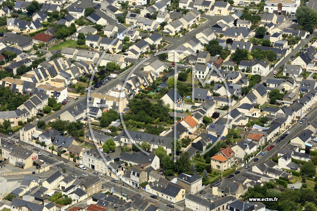 Photo arienne de Angers (Verneau)