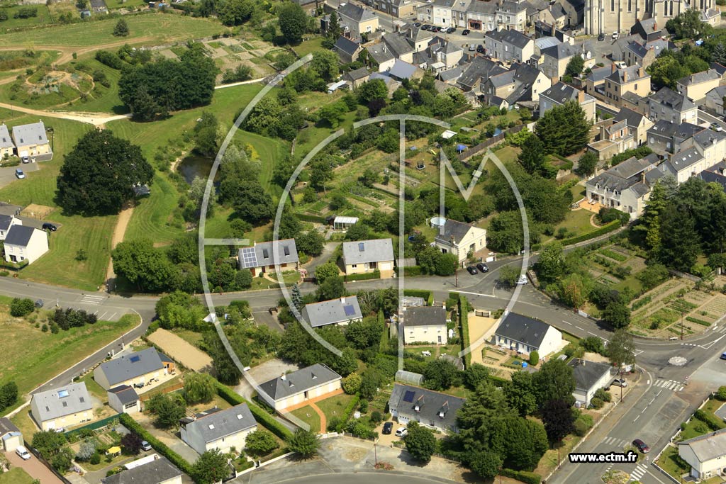Photo arienne de La Membrolle-sur-Longuene