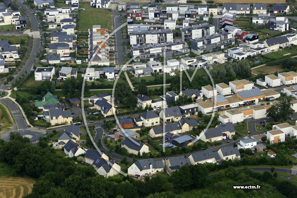 Photo arienne de Montreuil-Juign (le Tertre)