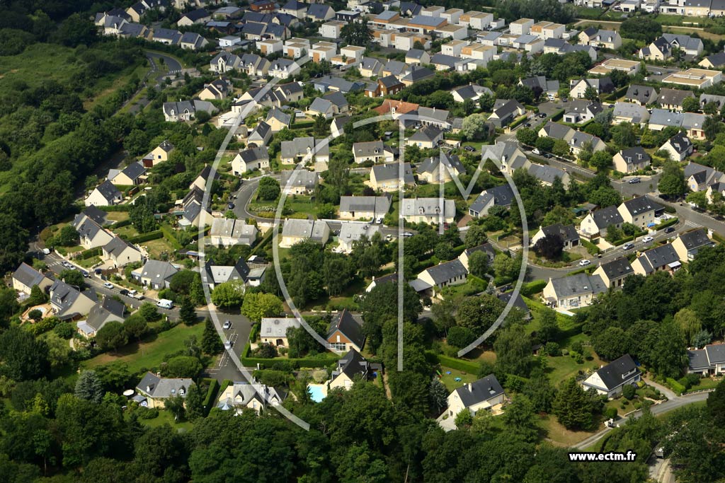 Photo arienne de Montreuil-Juign (le Tertre)