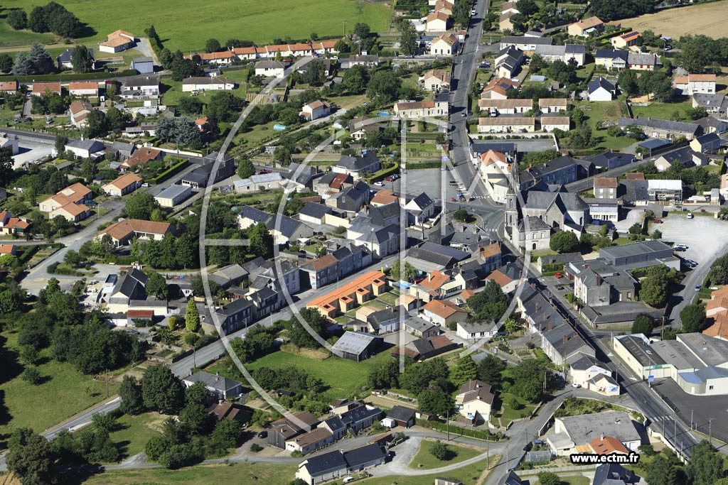 Photo arienne de Bourgneuf-en-Mauges